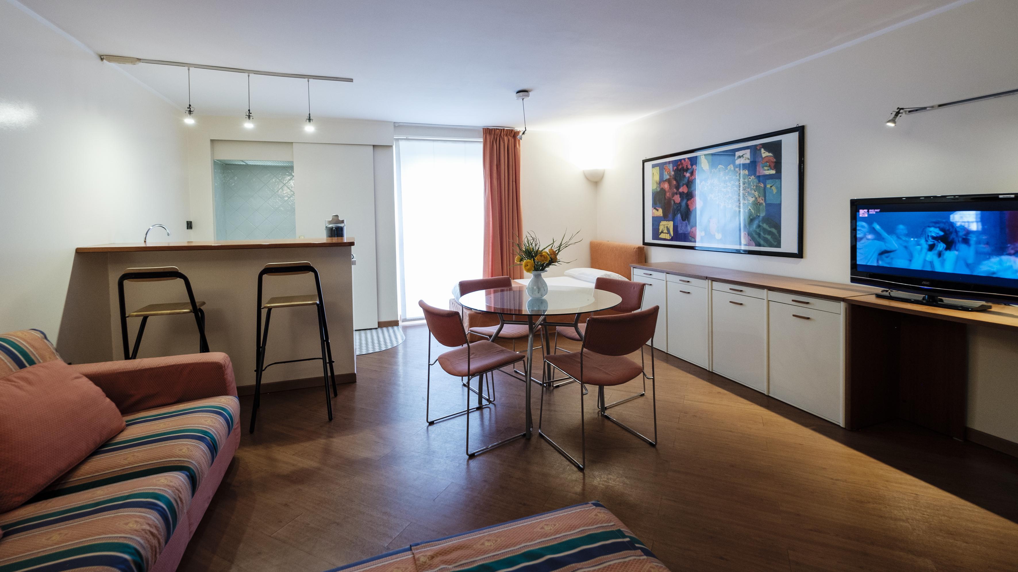 Aparthotel Sacchi 4*