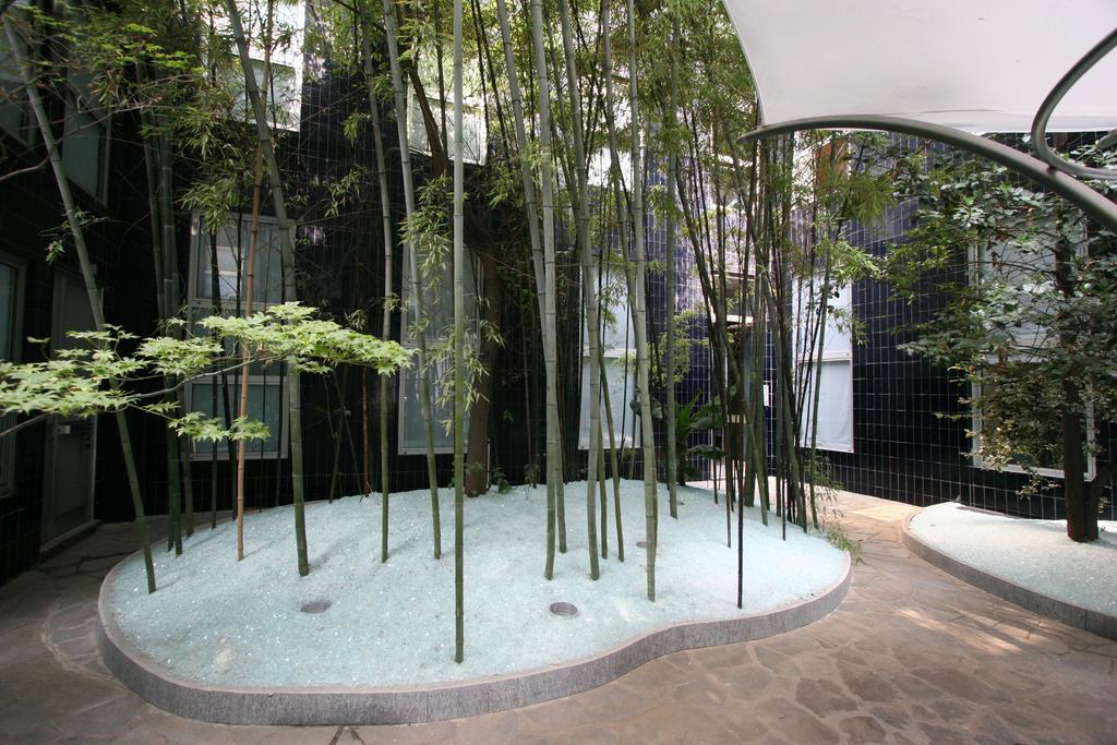 Sacchi Aparthotel 4*